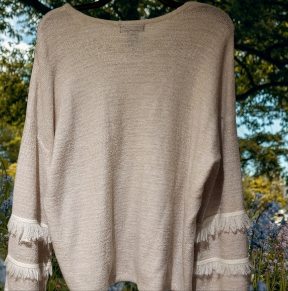 Beautiful Fringe Tan/White Sweater - Picture 5 of 10